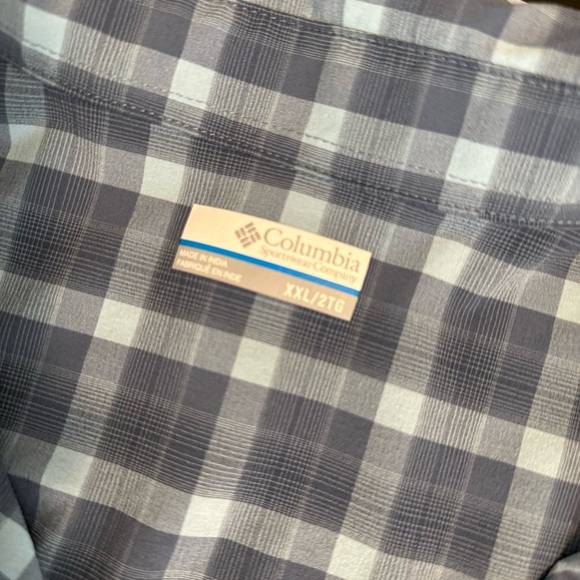 Columbia Men's Casual Plaid Shirt - Picture 3 of 6
